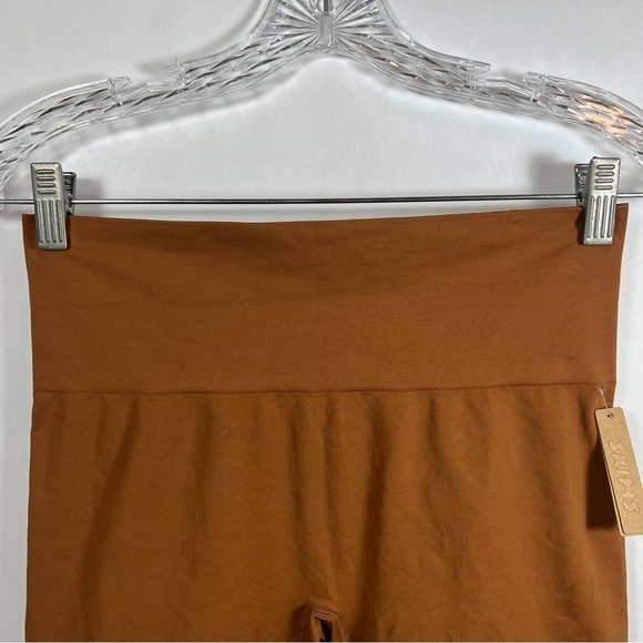 NEW Skims soft smoothing shorts size 1X copper brown - Picture 4 of 11